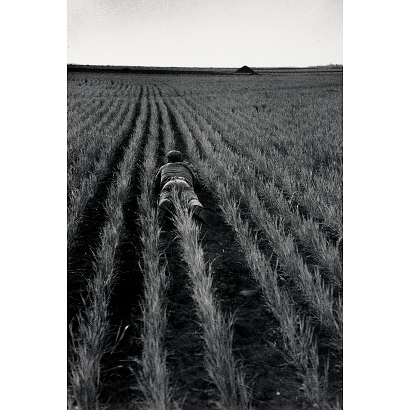 Robert Capa (1913–1954), Training Nationalist Chinese soldiers in the tactics and skills of guerrilla warfare, Second Sino-Japanese War