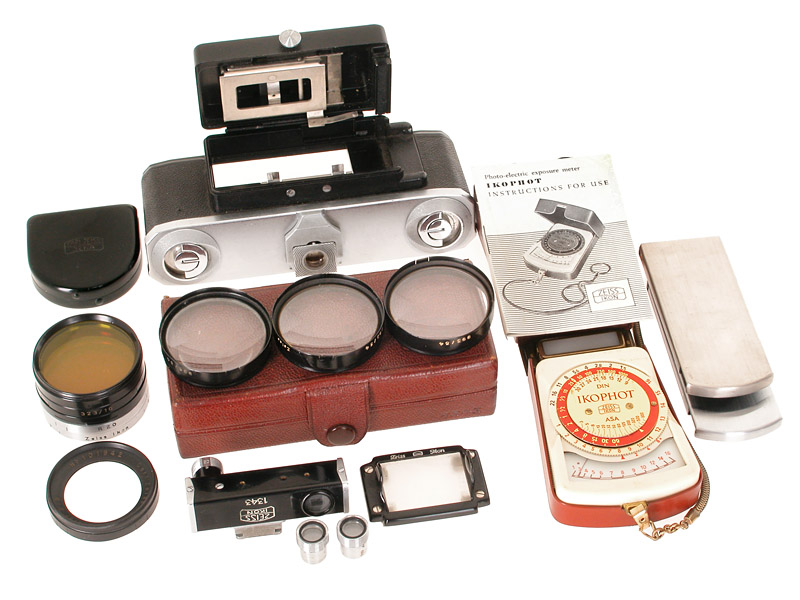 Zeiss Ikon   Contax accessories (various)