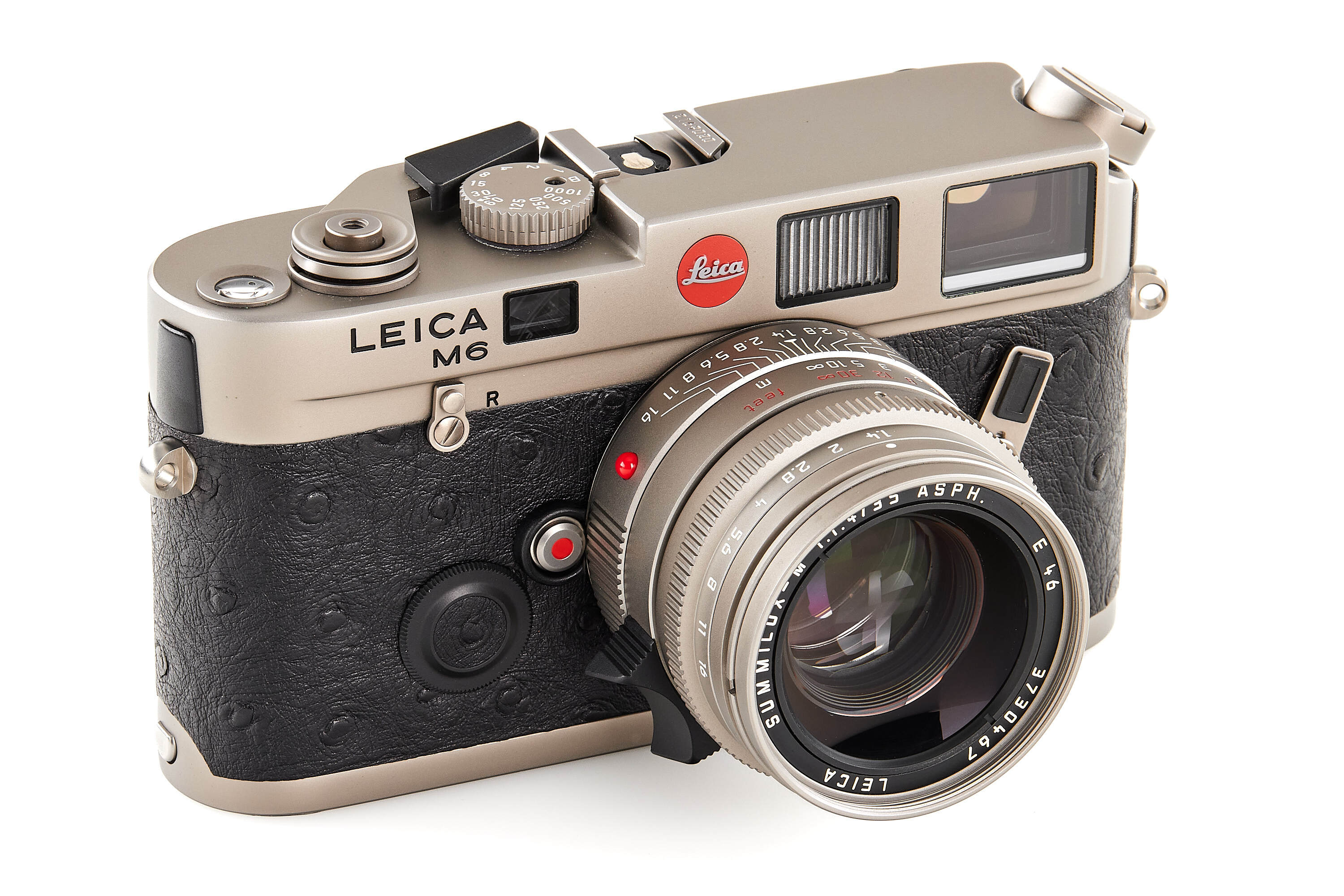 Leica M6 Titan 10412 + Summilux-M 1.4/35mm Asph. Titan