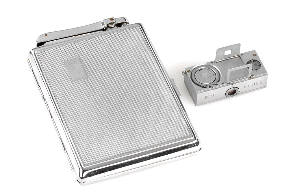 M9 Clandestine camera in Cigarette-case-and-lighter