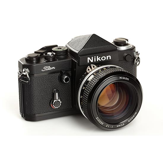 Nikon  F2 Titan Nikon  F2 Titan