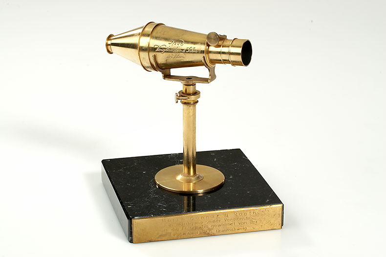 Voigtländer  Daguerrotype Camera Replica