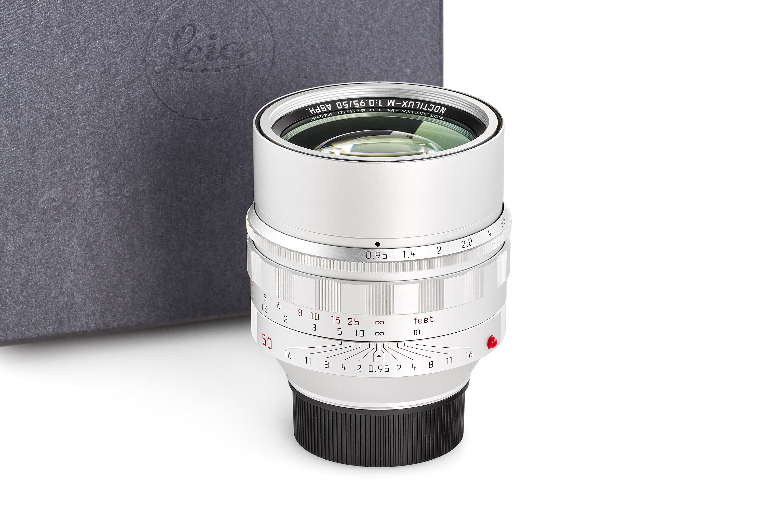 Noctilux-M 0.95/50mm ASPH. Edition Leica Shop Vienna *