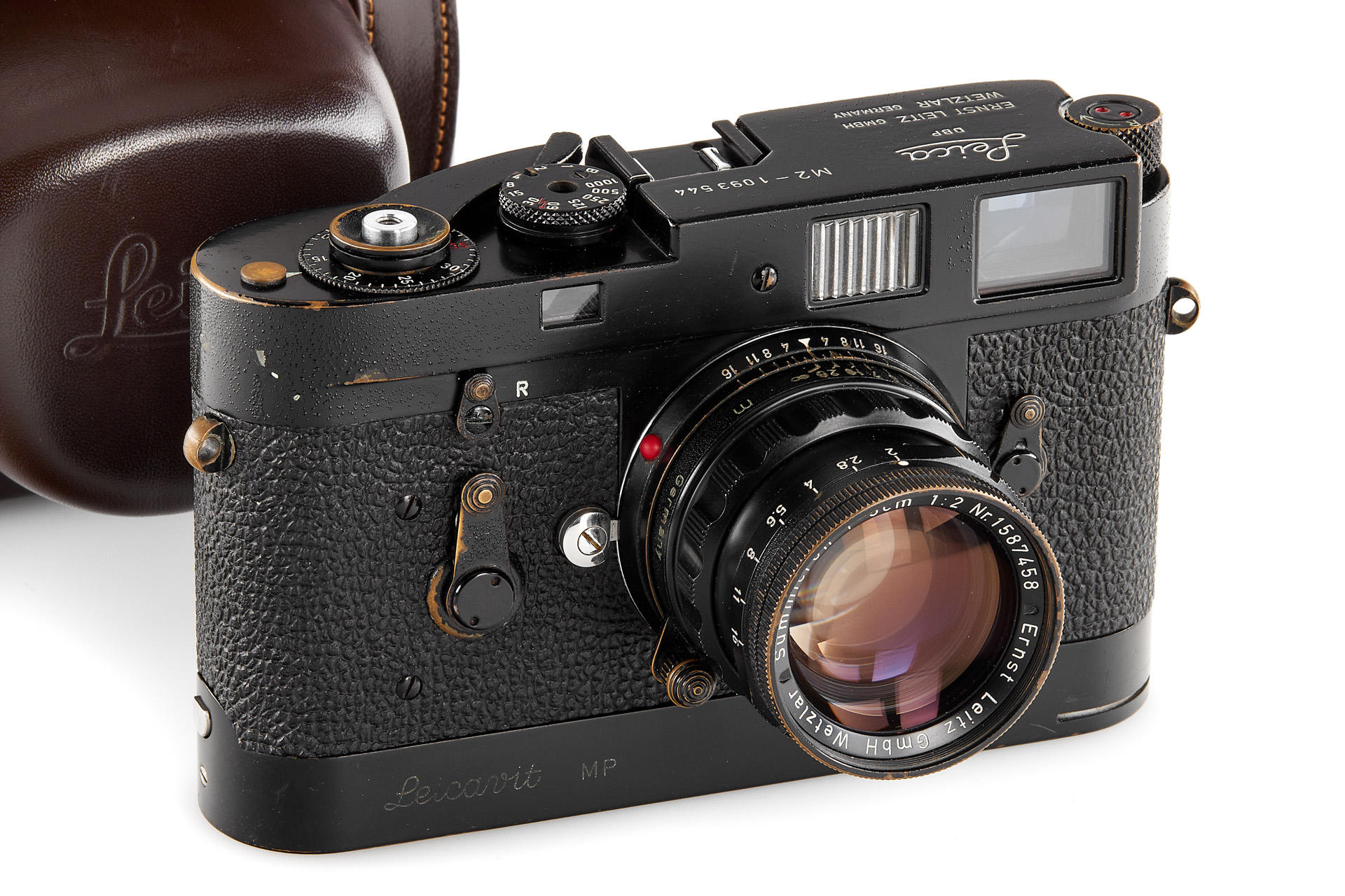 Leica M2 black paint outfit * Leica M2 black paint outfit *