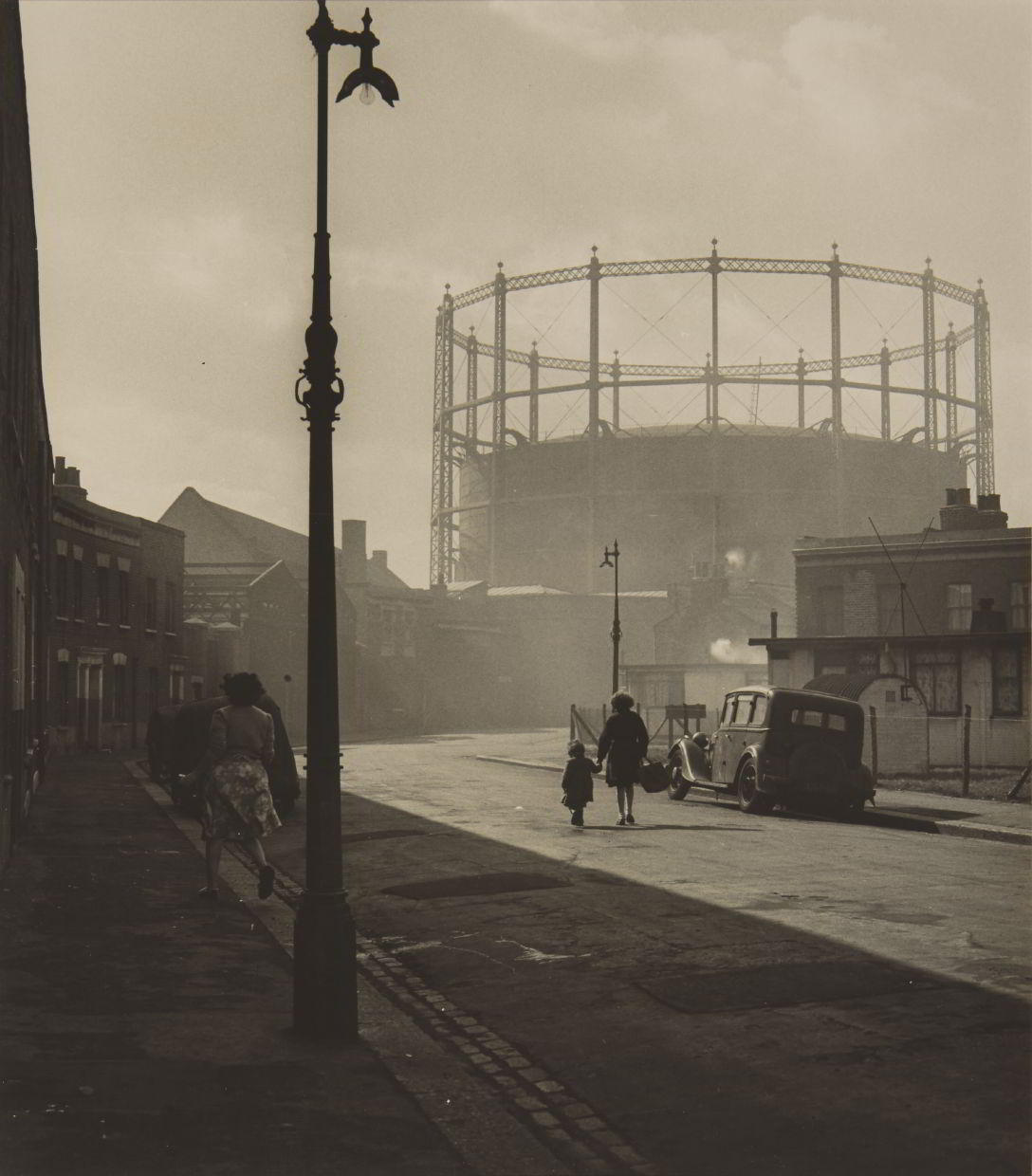 WOLF SUSCHITZKY (* 1912) Near Nine Elms, London 1958