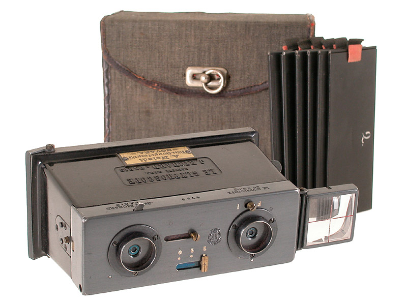 Nikon  Nikkor-P.C  2.5/10.5cm