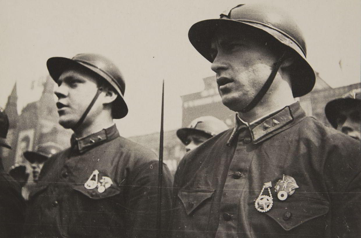 GEORGI ZELMA (1906–1984) Parade, Moscow 1933