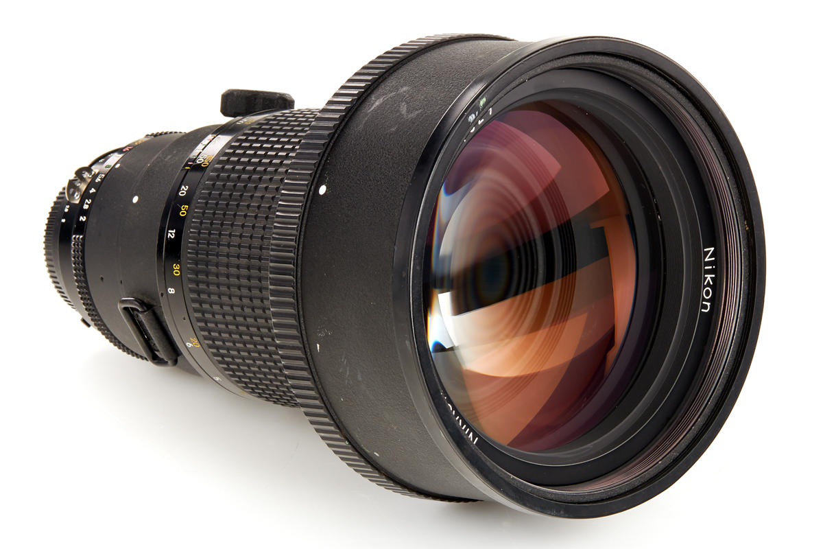 Nikon AI/S 2/200mm Nikkor*ED *