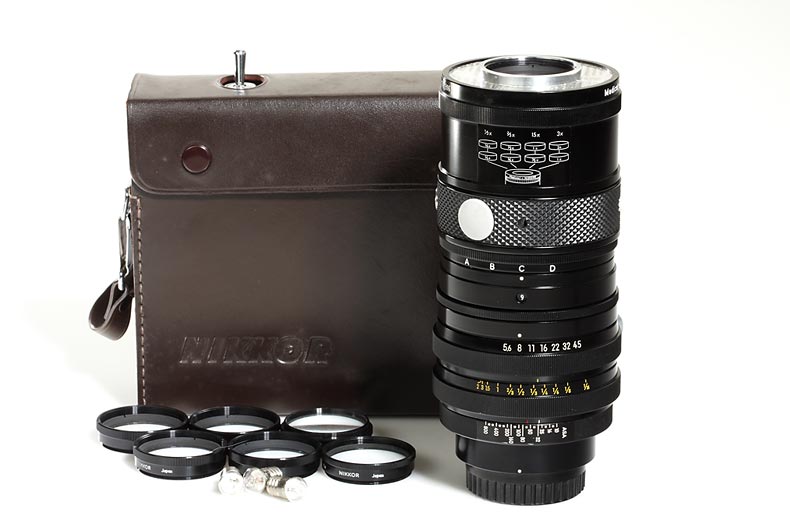 Nikon  Medical-Nikkor Auto 5.6/200mm