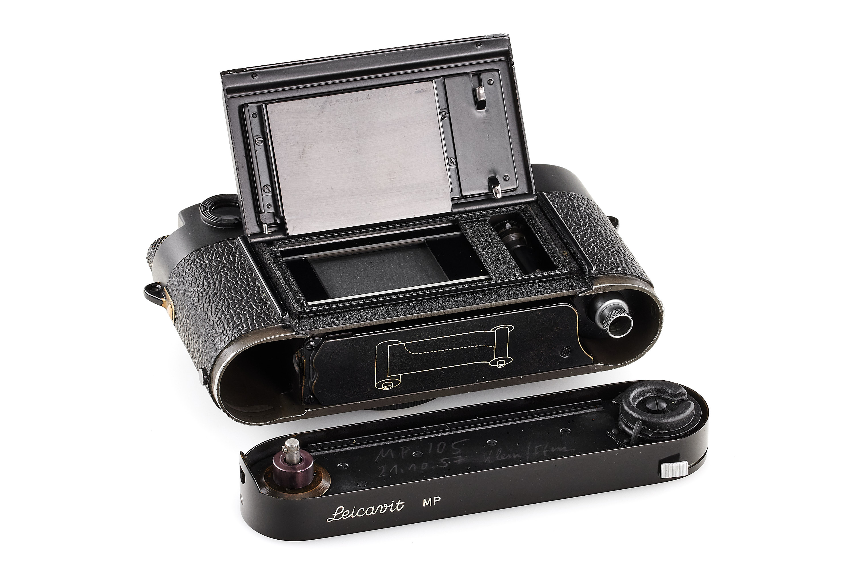 Leica MP-105 black / chrome