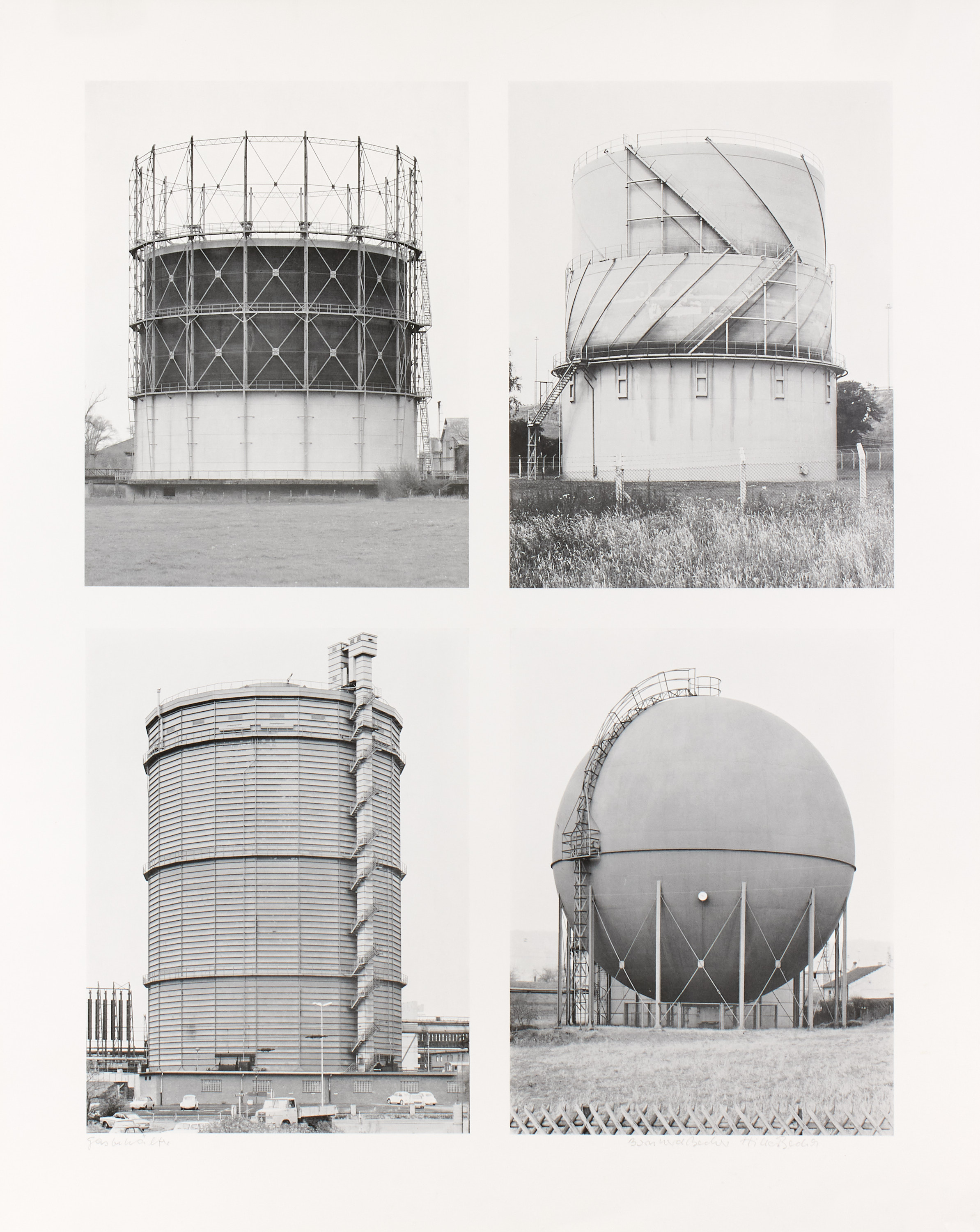 BERND BECHER (1931–2007) HILLA BECHER (1934–2015) - Vier Gasometer (Anonyme Skulpturen), 1973