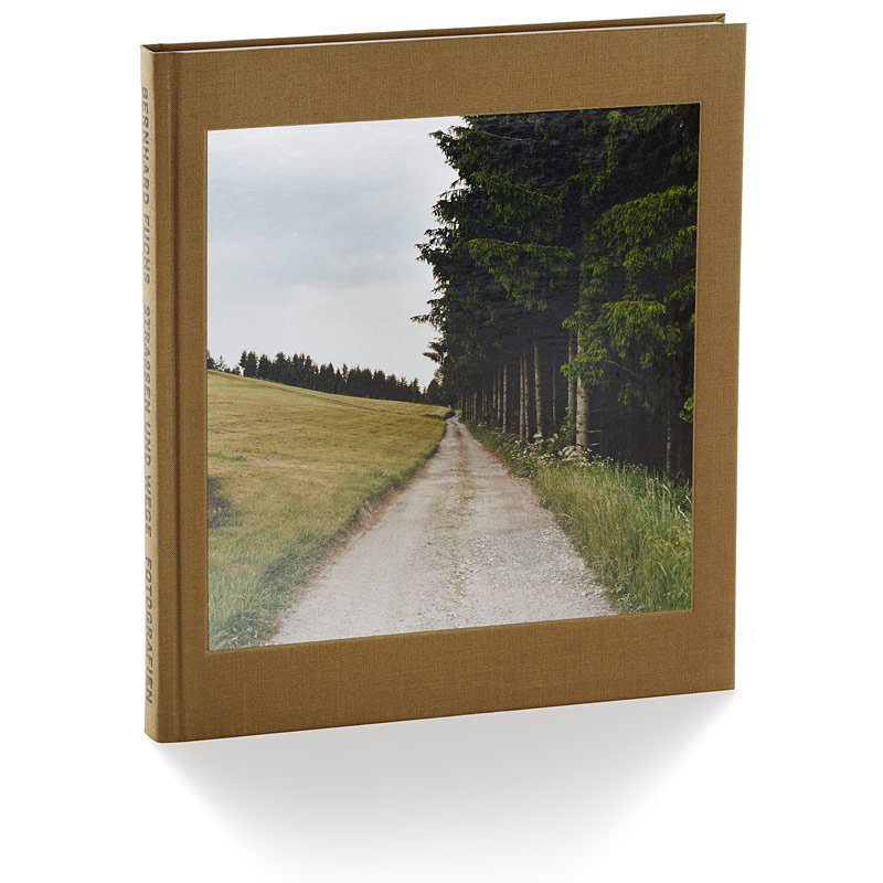 Bernhard Fuchs (* 1971), ›Strassen und Wege‹, Cologne: Verlag der Buchhandlung Walther König, 2009