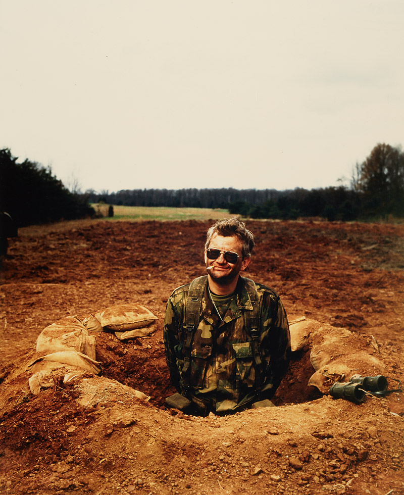 Annie Leibovitz (* 1949), The author Tom Clancy