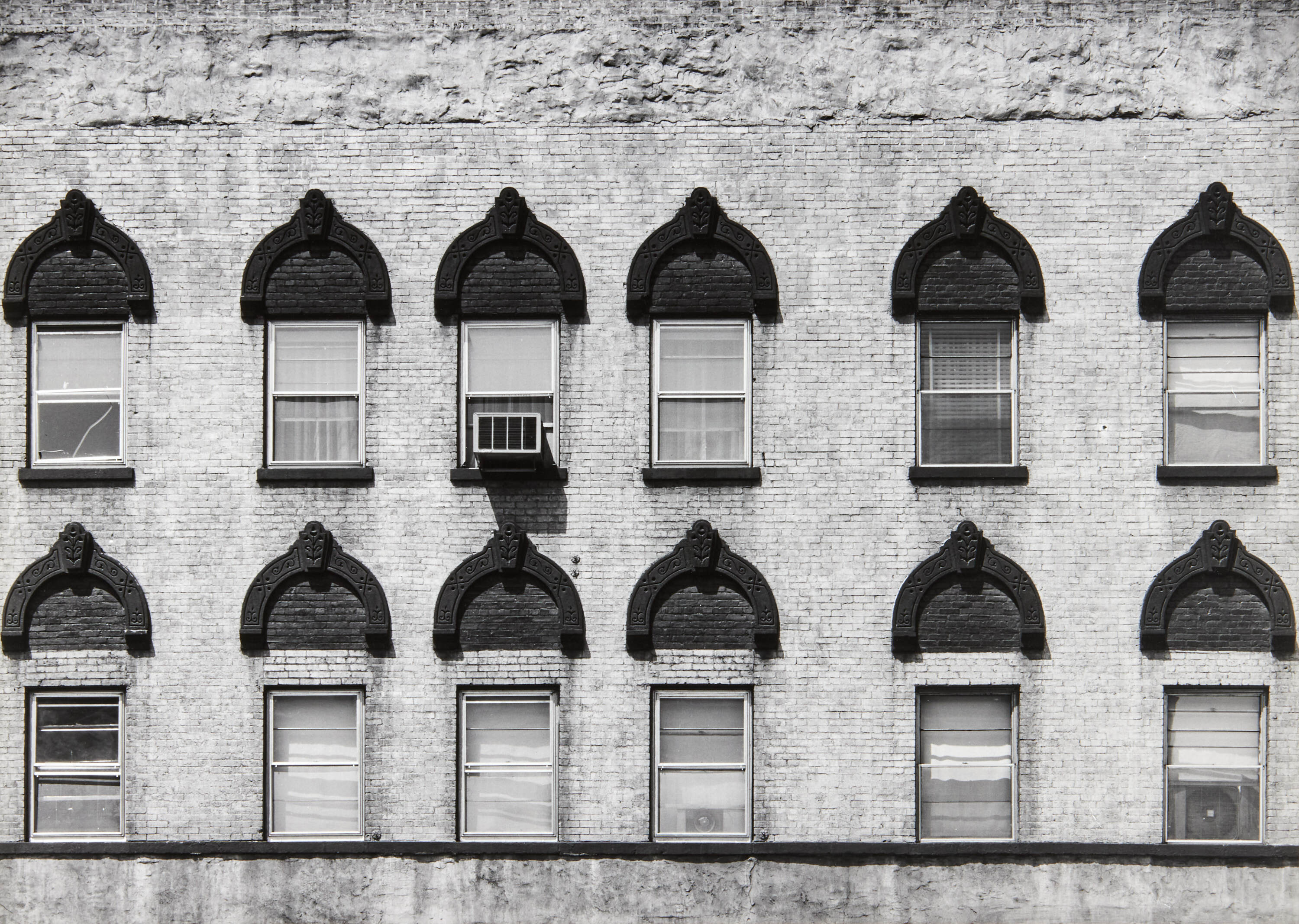 AARON SISKIND (1903–1991) - ‘Chicago Facade 10’, 1957