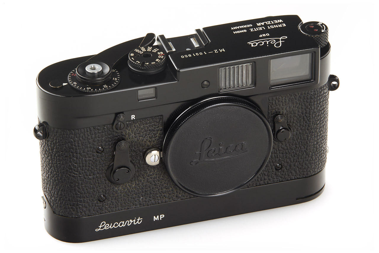 M2 black paint + Leicavit MP black paint