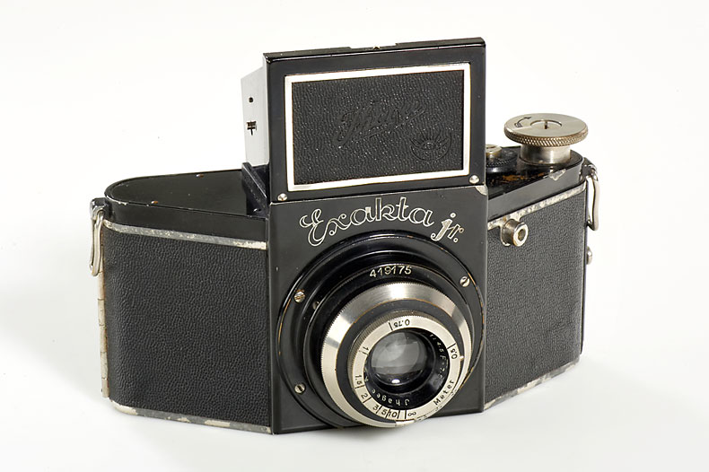 Exakta  Junior Exakta  Junior