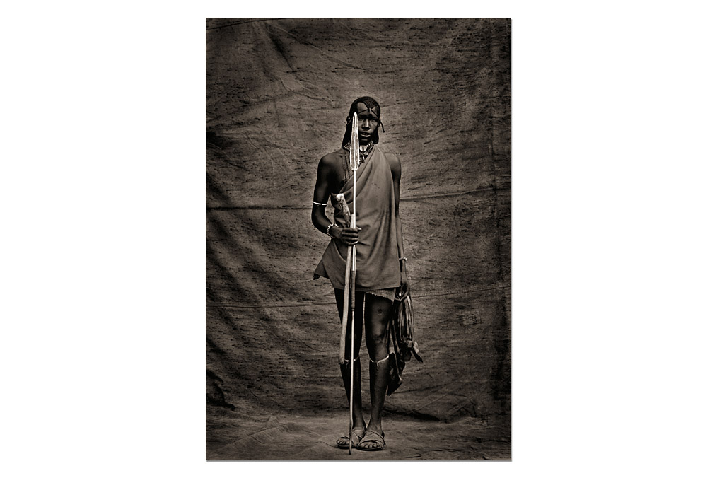 Andreas Bitesnich (*1964), "Massai  No. 2"