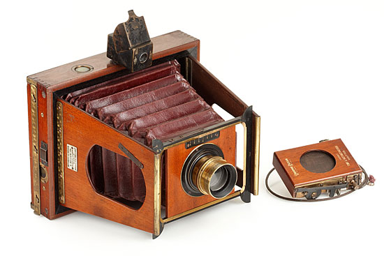 Bellieni  Strut-Folding Camera