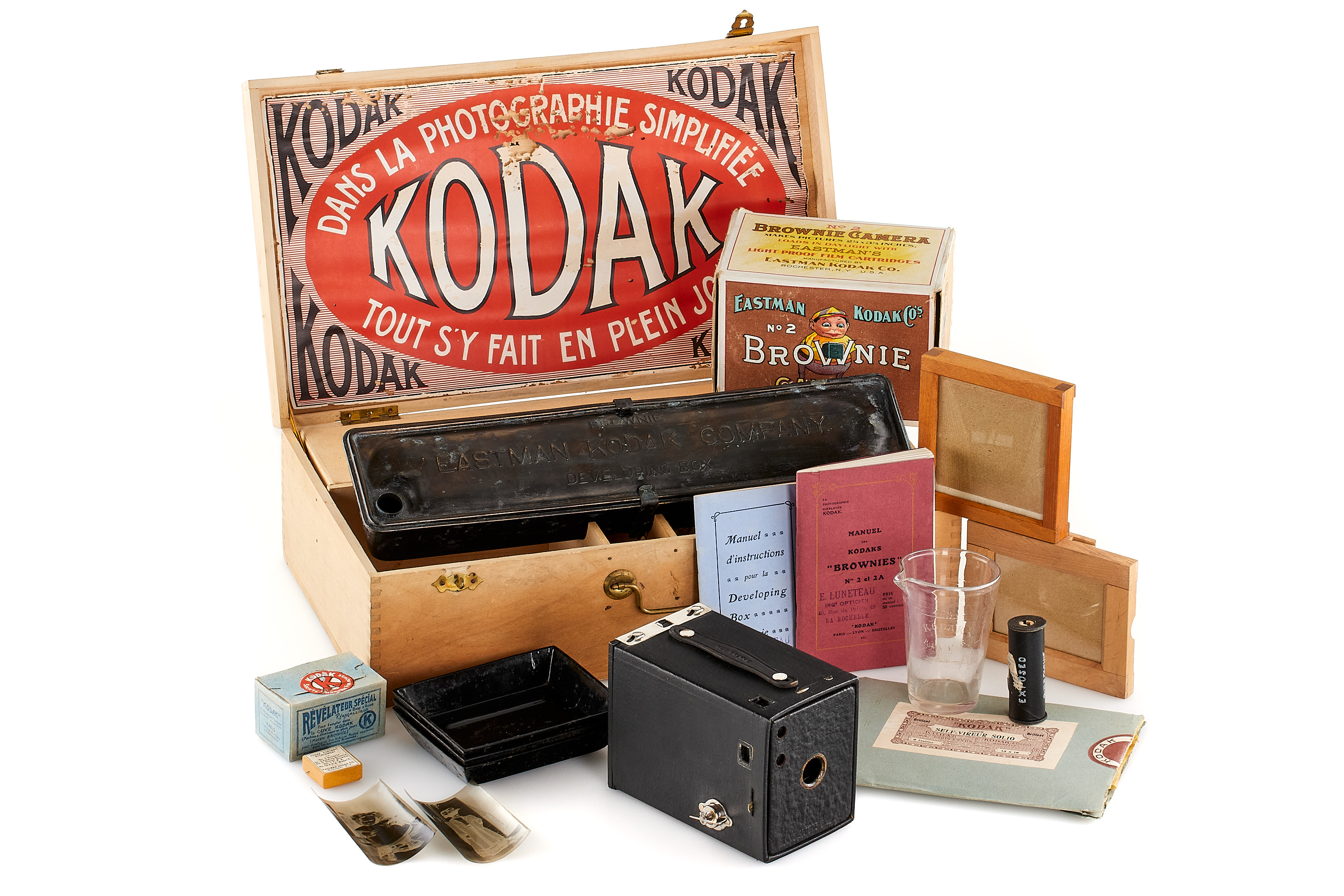 Eastman Kodak No.2 Brownie Camera Model C developing kit