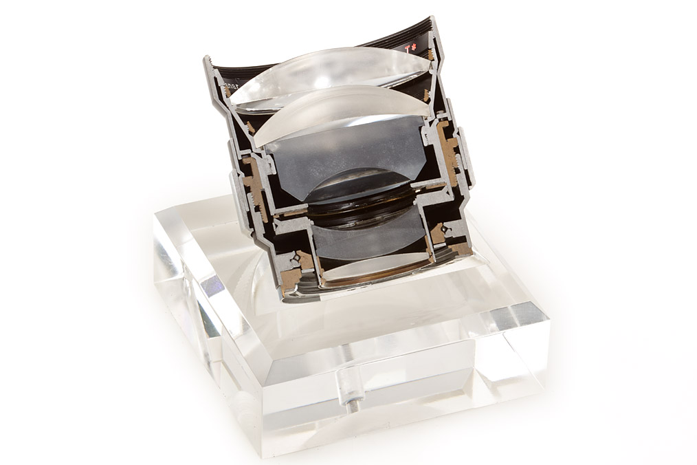 Carl Zeiss Planar 1.4/85mm T* Cut-Away