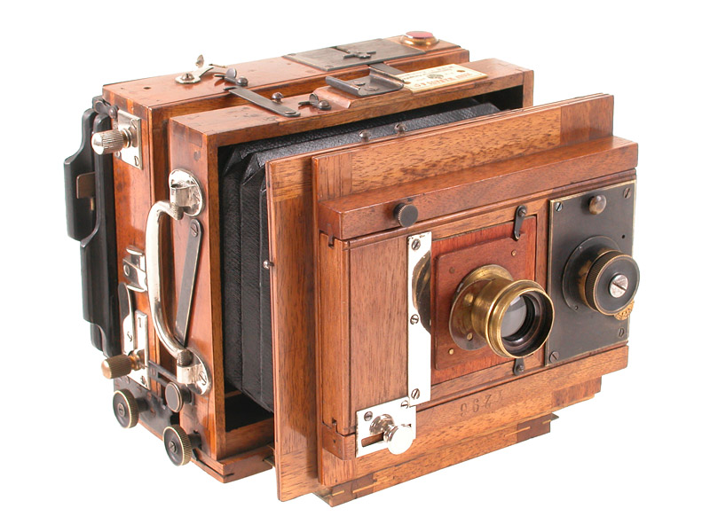 Josef Wanaus  Focal-Plane Shutter camera