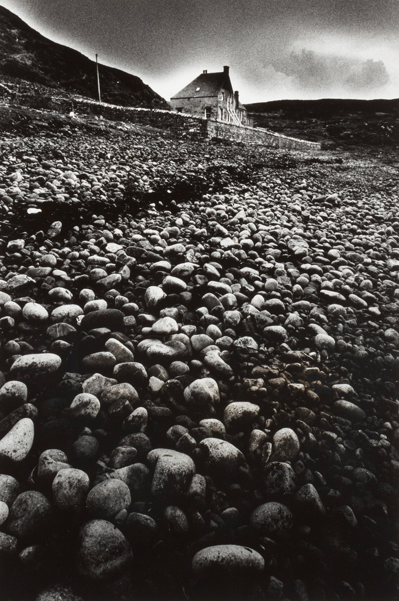 Plage en Ecosse' / Coast in Scotland, Jeanloup Sieff (1933-2000)