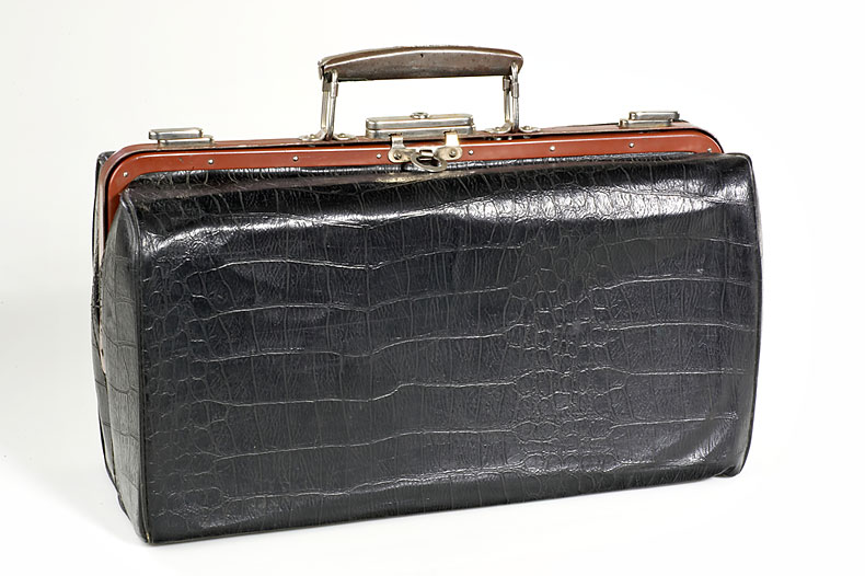 KGB  Spy-Camera in Doctor's Case