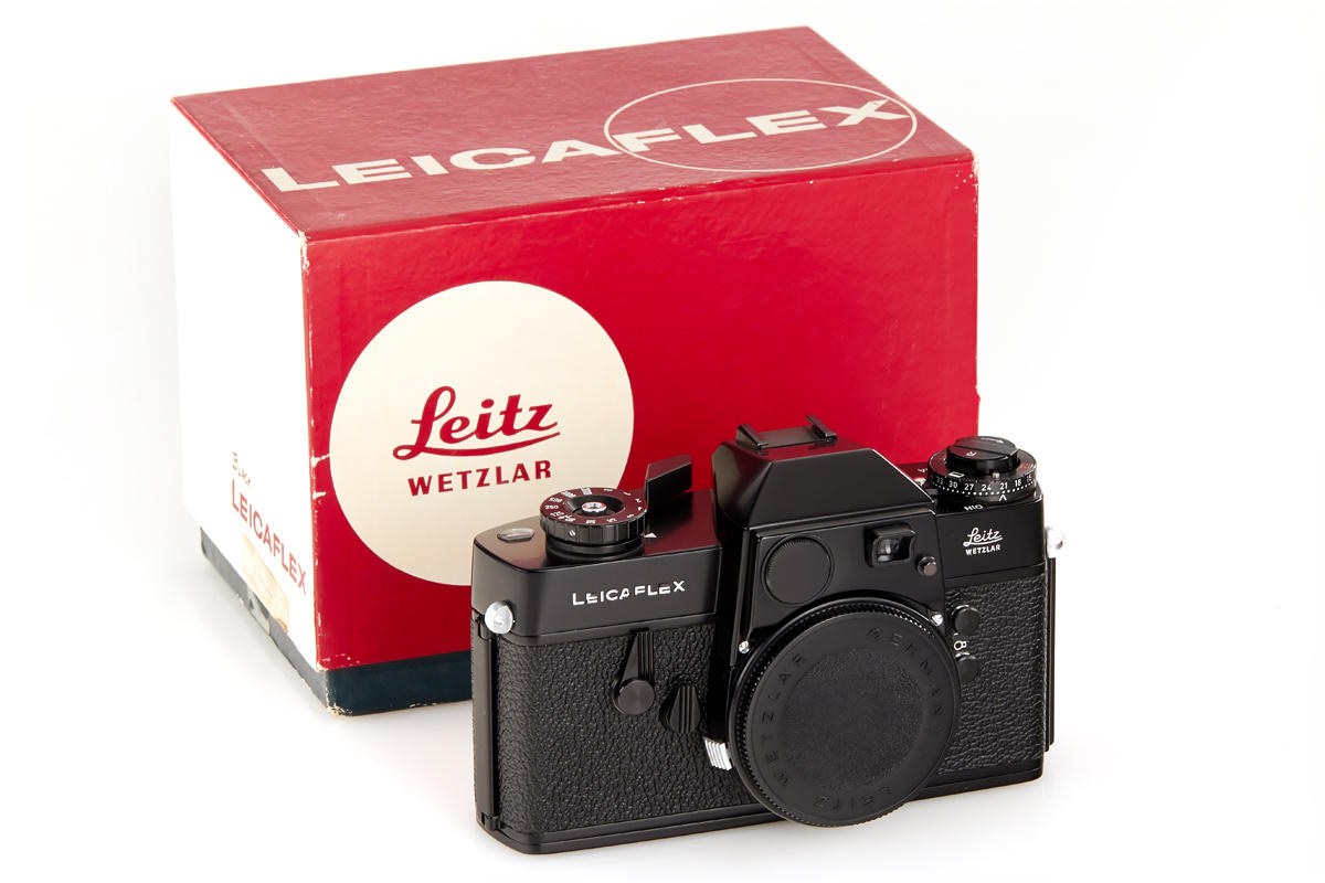 Leicaflex black paint *