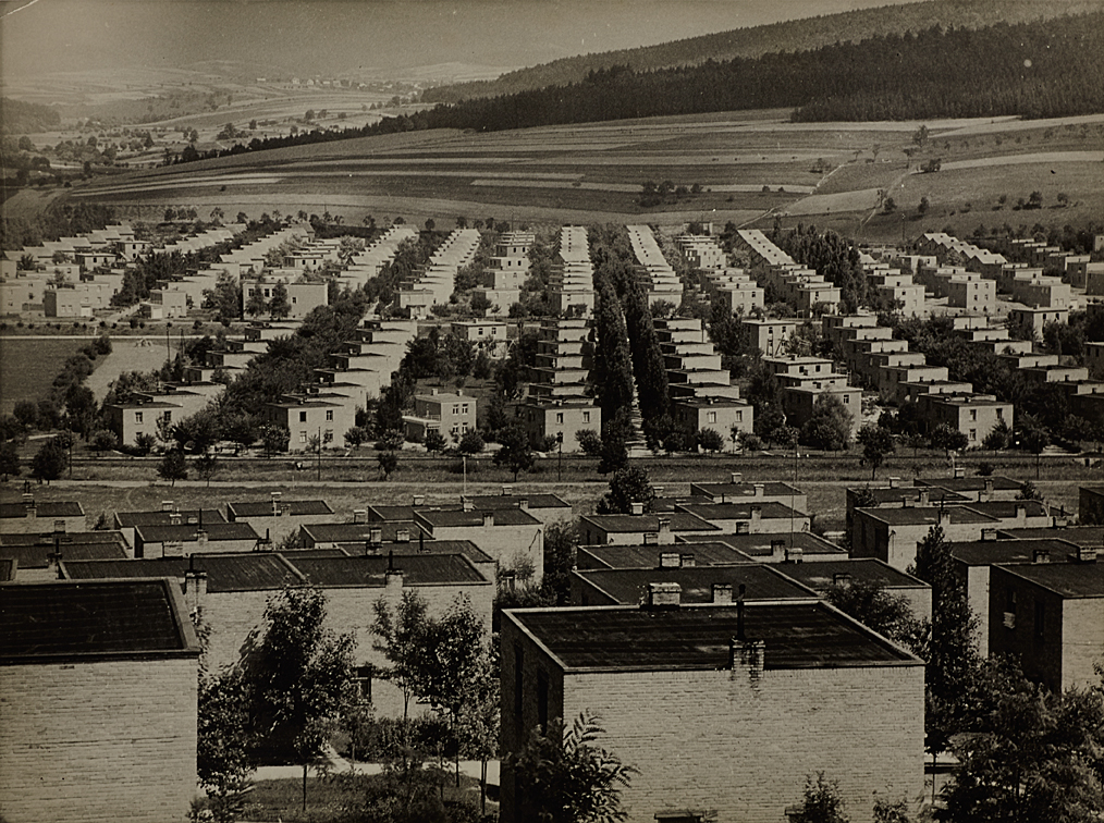 MARGARET BOURKE-WHITE (1904–1971) Housing estate, 1940s MARGARET BOURKE-WHITE (1904–1971) Housing estate, 1940s