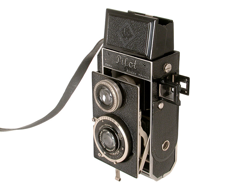 K.W. Germany PILOT REFLEX Xenar