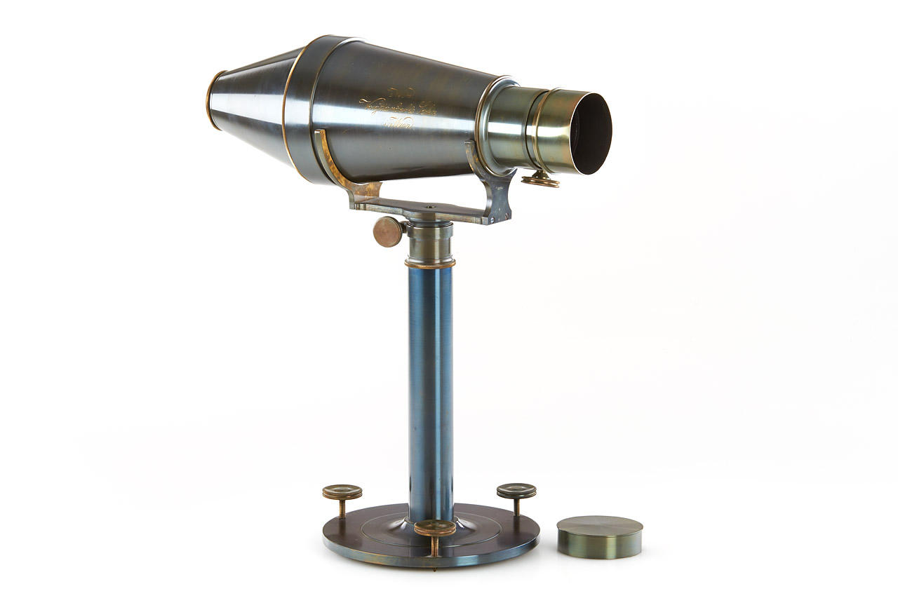 Voigtländer Daguerrotype Camera Replica