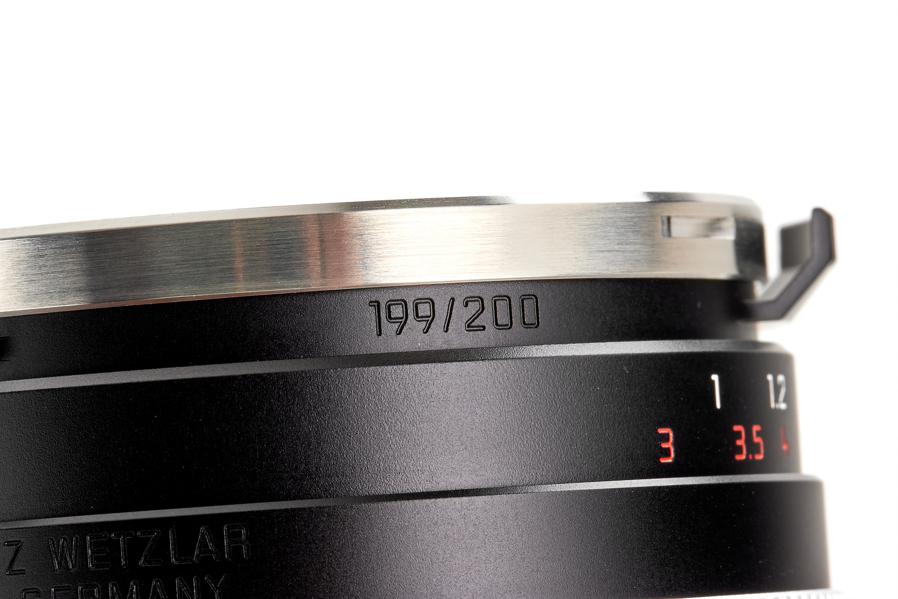 Summilux-M 1.4/35mm 11300 limited edition Black Steel Rim