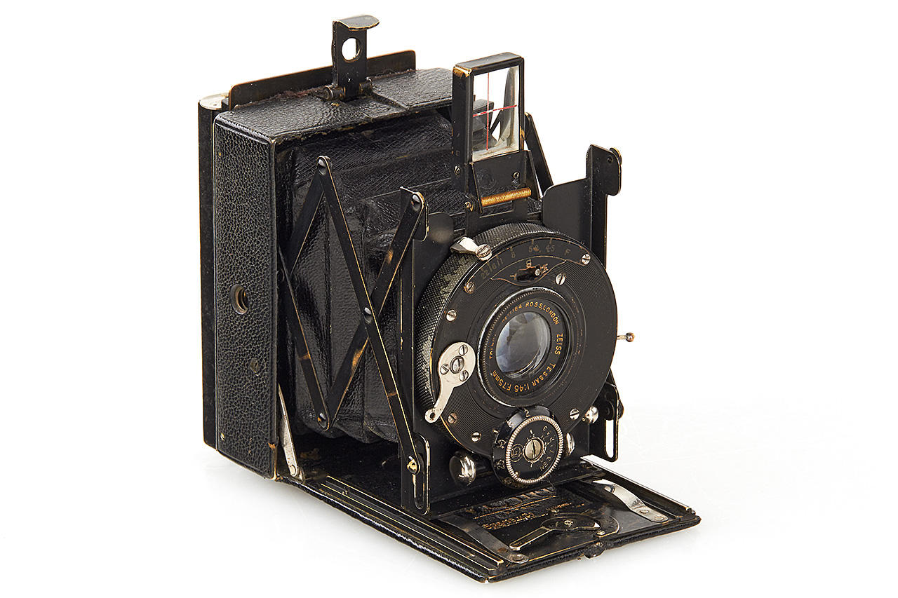 Adams & Co. Vesta Model A 6.5x9cm