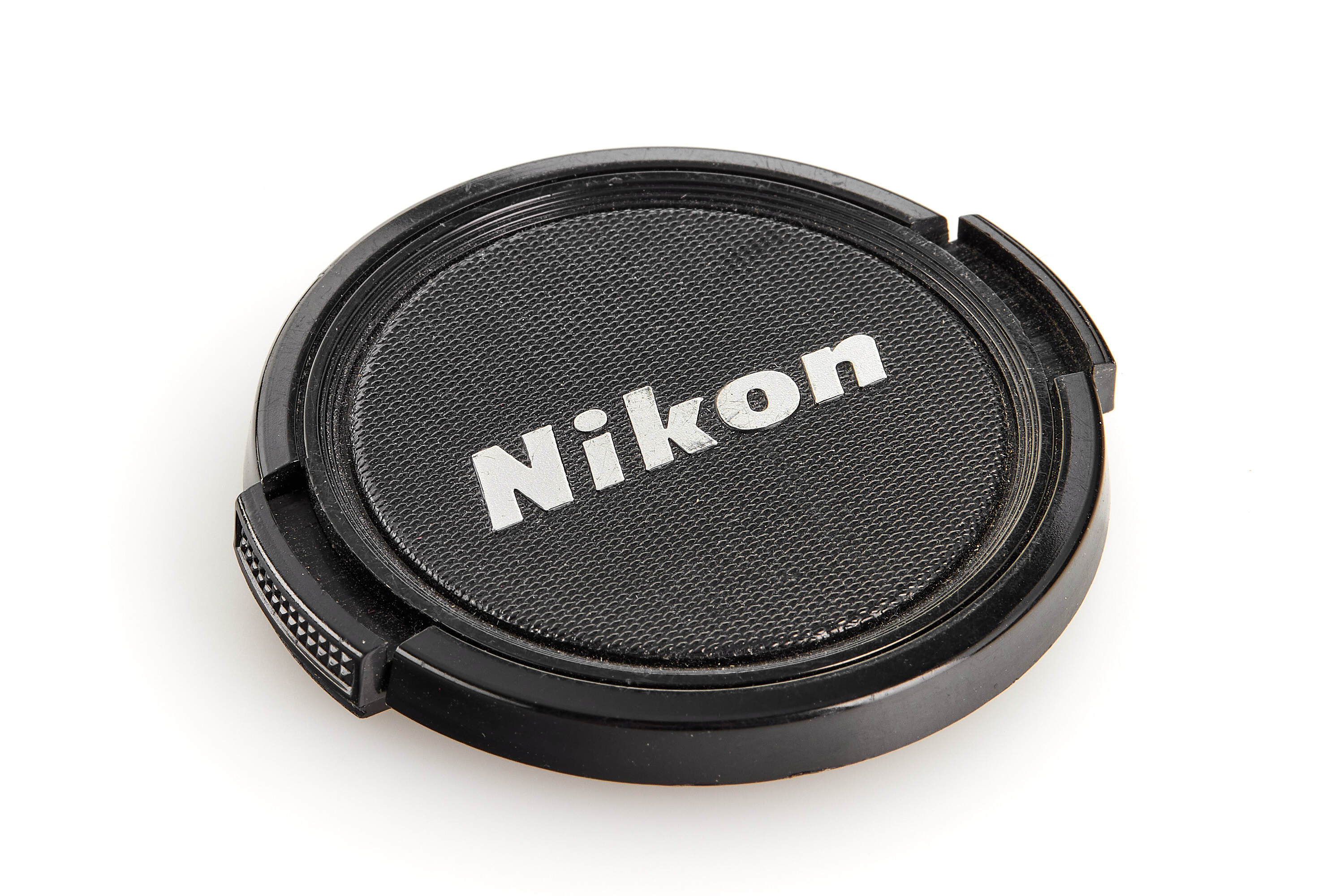 NIkon F with F-250 back *