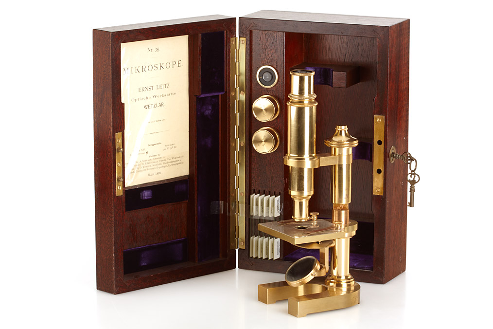 Leitz Microscope IV Replica