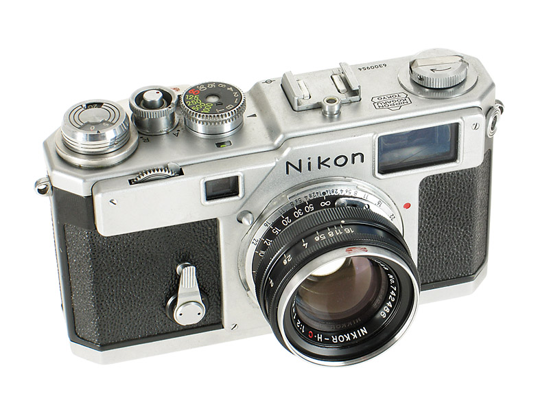 Nikon  S3 Chrome