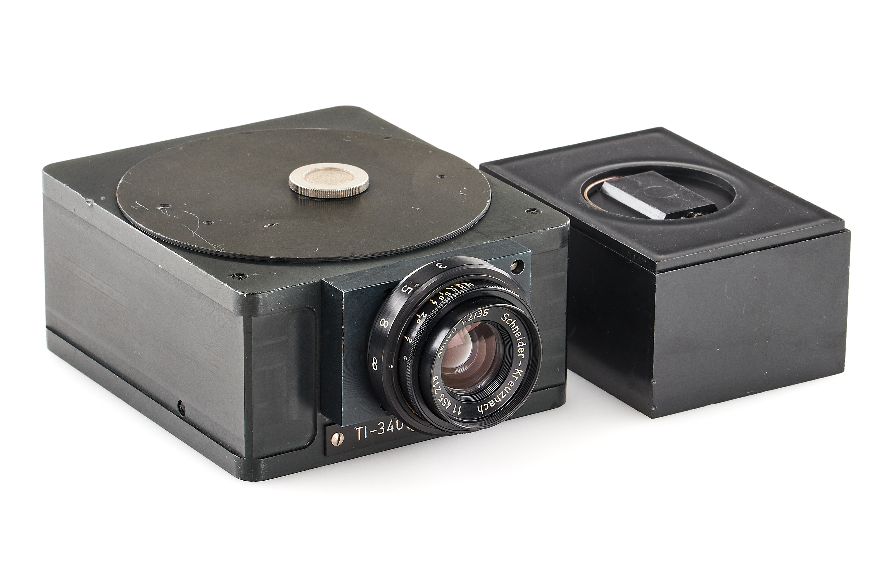Lot 254 - A Richards Verascope Stereoscopic Camera Lot 254 - A Richards Verascope Stereoscopic Camera