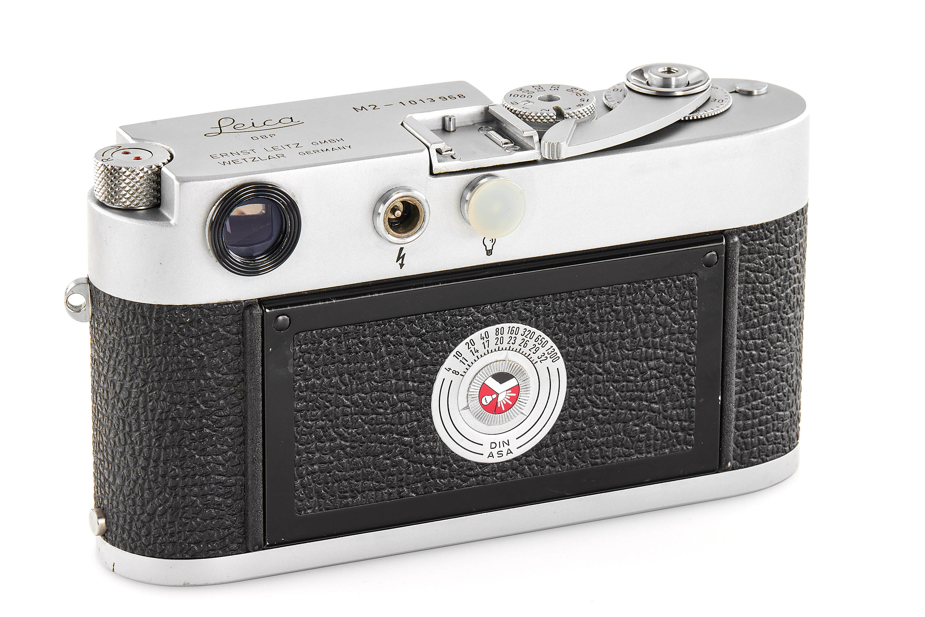Leica M2 chrome with Summicron 2/35mm 8-element