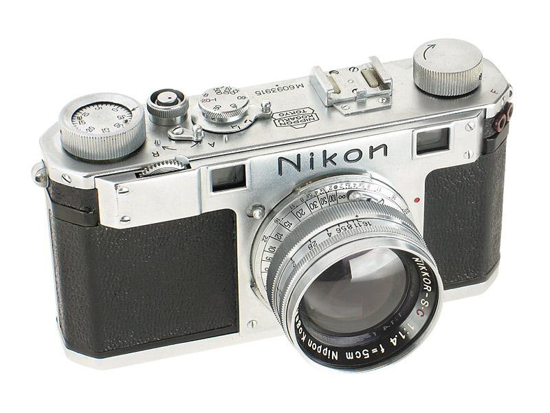Nikon  M