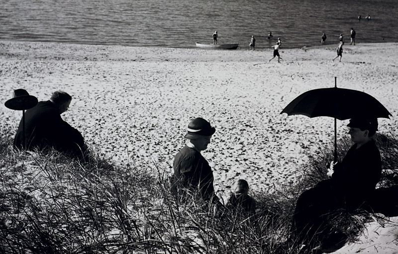 Herbert List (1903–1975), Picnic at the Baltic