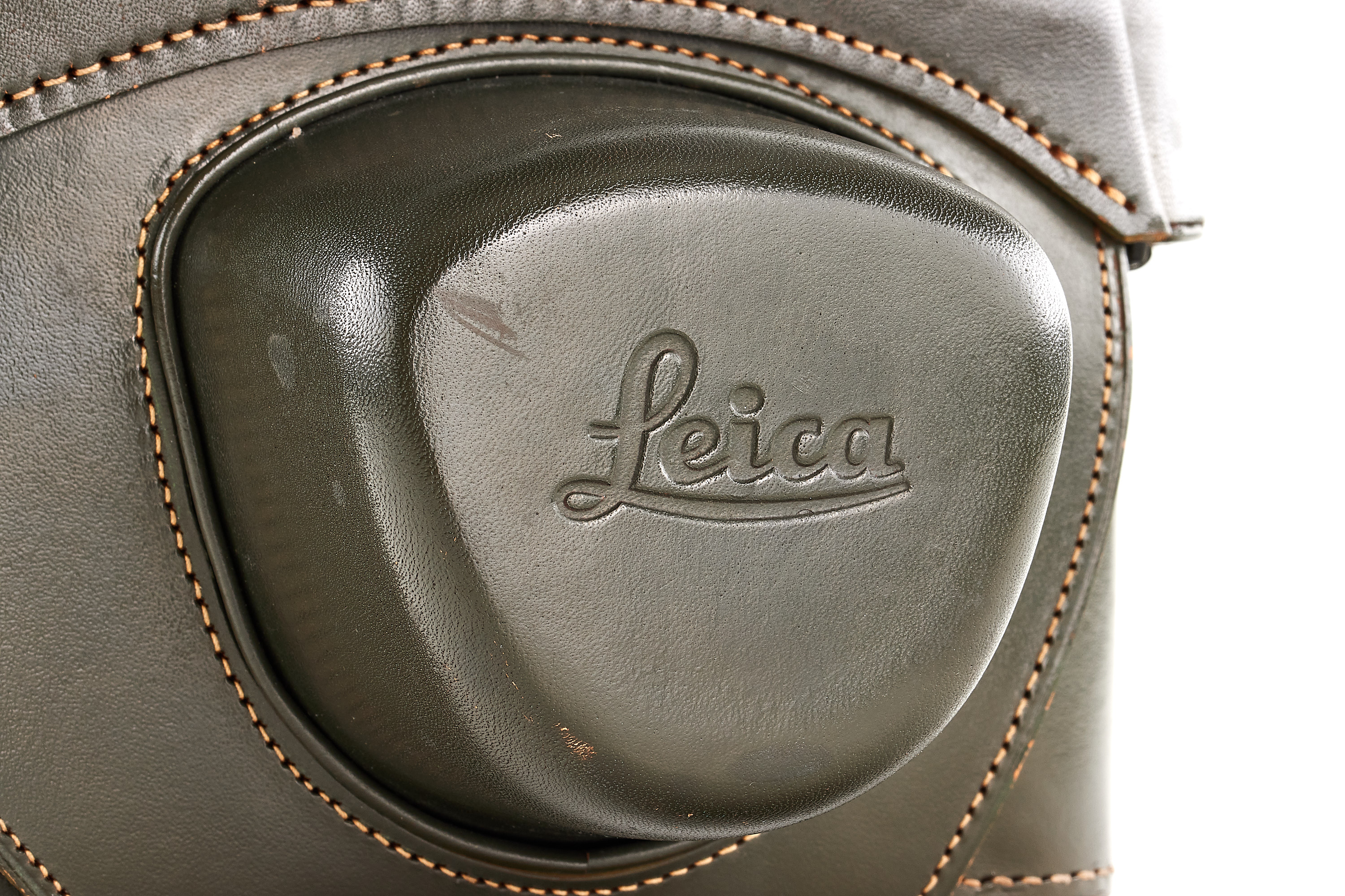 Leica Eveready Case for M3/M1 olive Bundeseigentum *