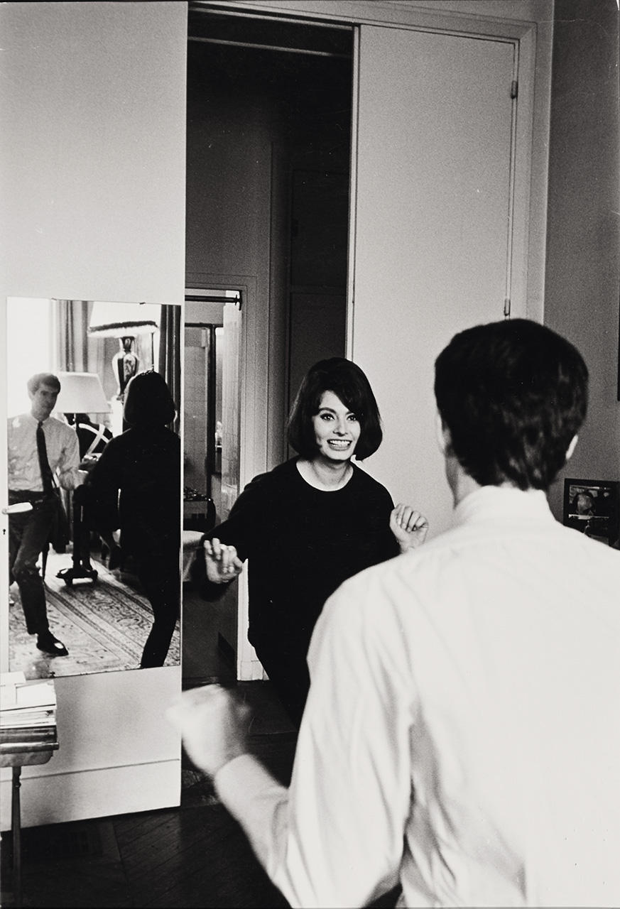 ELLIOTT ERWITT (* 1928) Sophia Loren und Anthony Perkins, Paris 1962