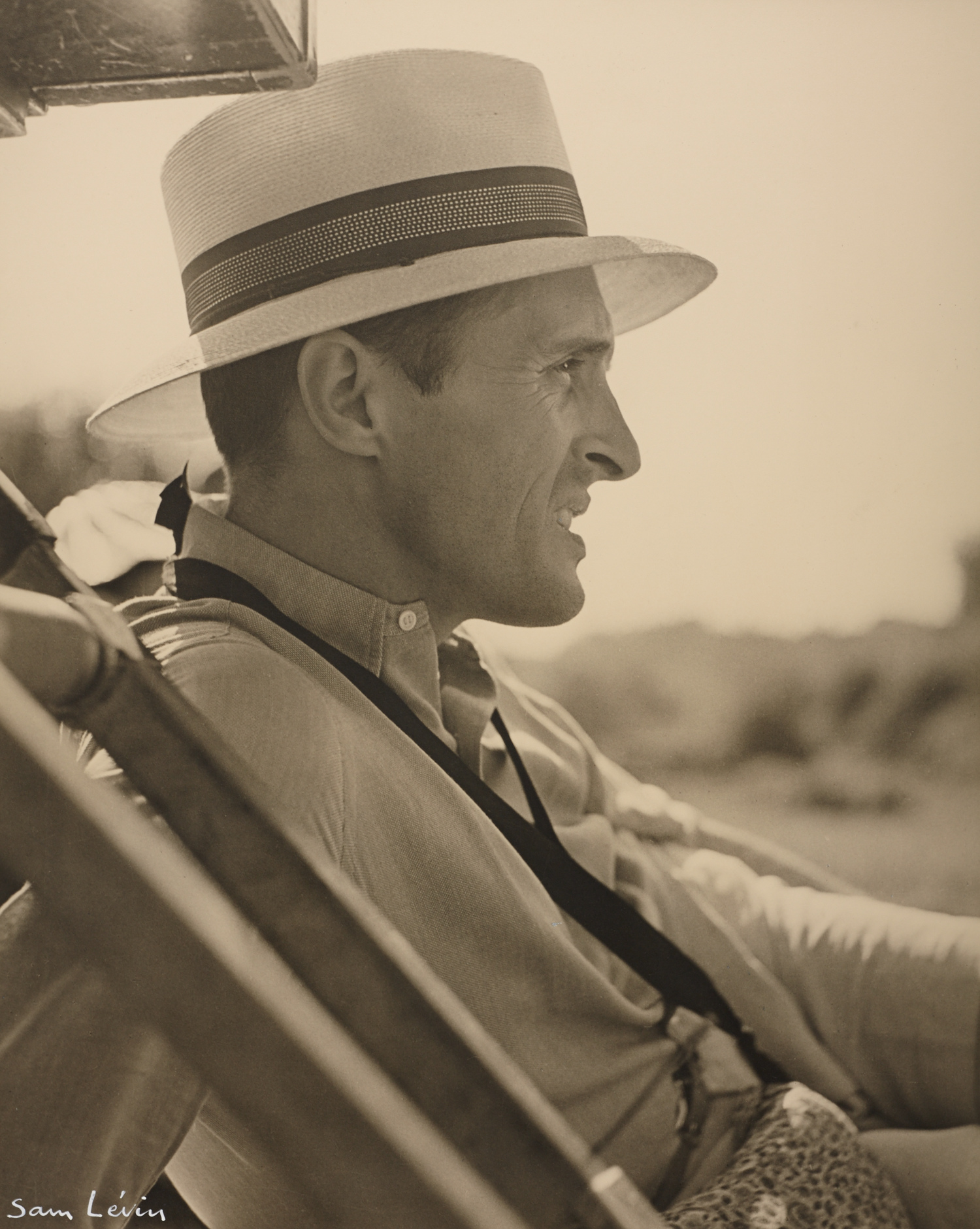 SAM LÉVIN (1904–1992) René Clair directing ‘Air pur’, 1939 / Jean Delannoy behind the camera, 1946 SAM LÉVIN (1904–1992) René Clair directing ‘Air pur’, 1939 / Jean Delannoy behind the camera, 1946
