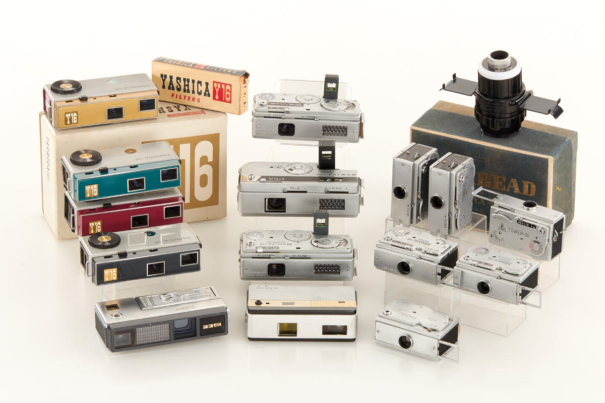 Japanese 16mm Cameras (Lot)