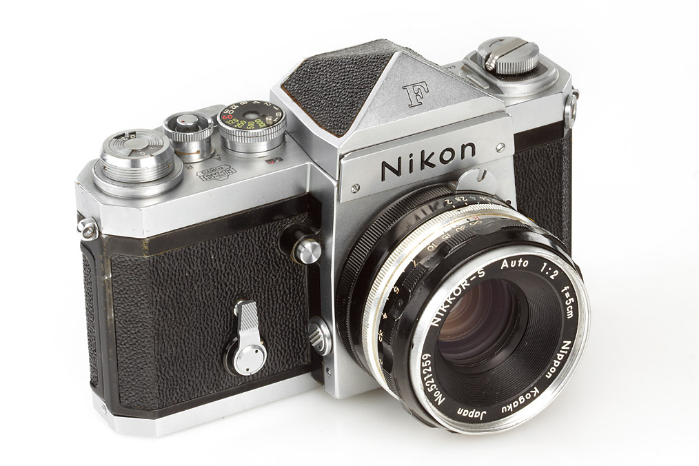 Nikon F Eyelevel chrome