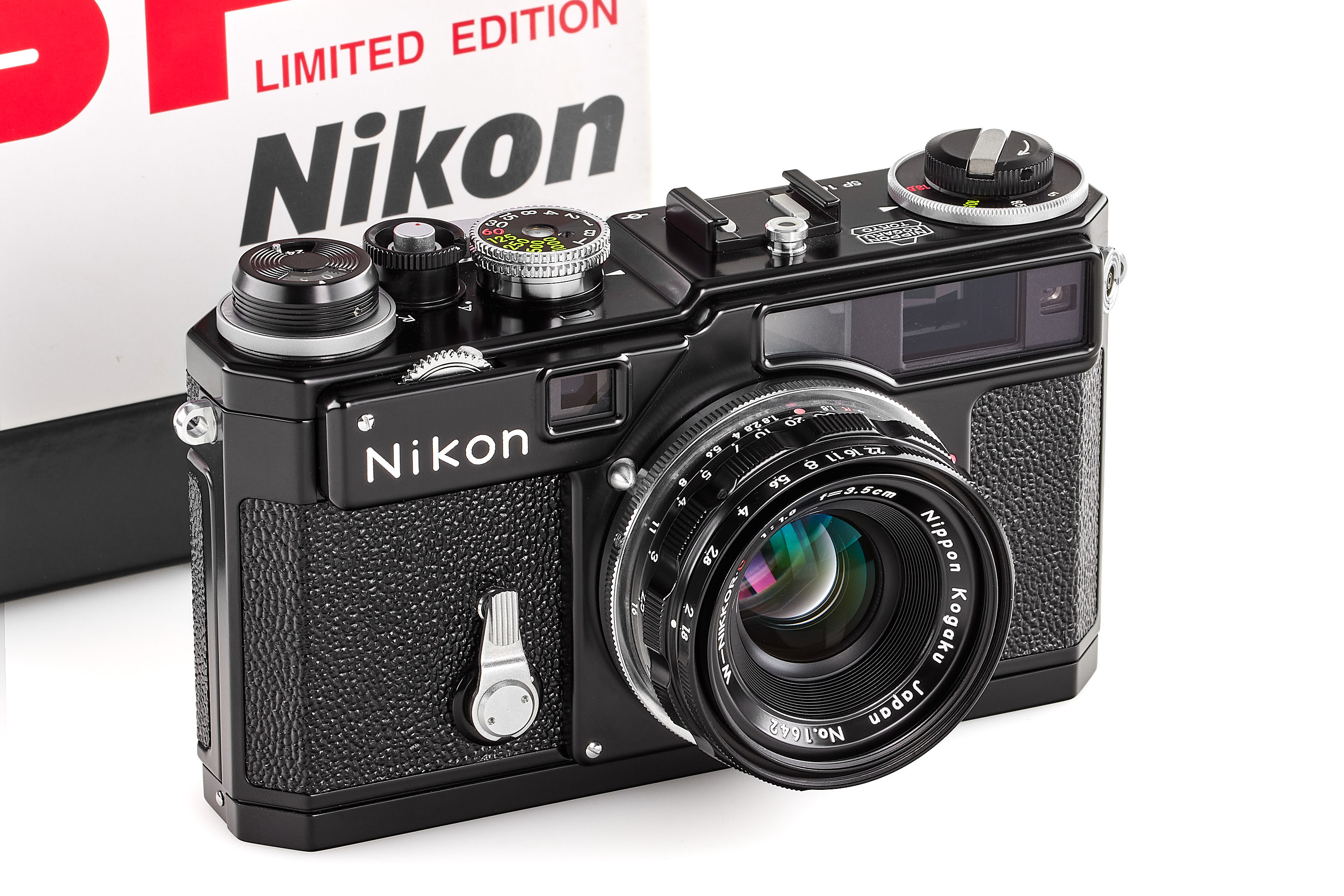 Nikon SP black paint Limited Edition 2005 * Nikon SP black paint Limited Edition 2005 *
