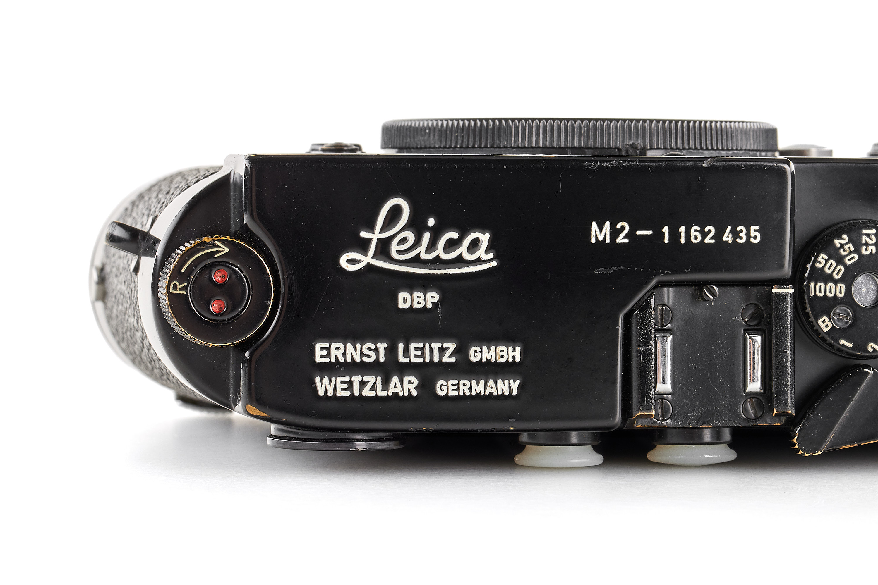 Leica M2 black paint with Leicavit MP