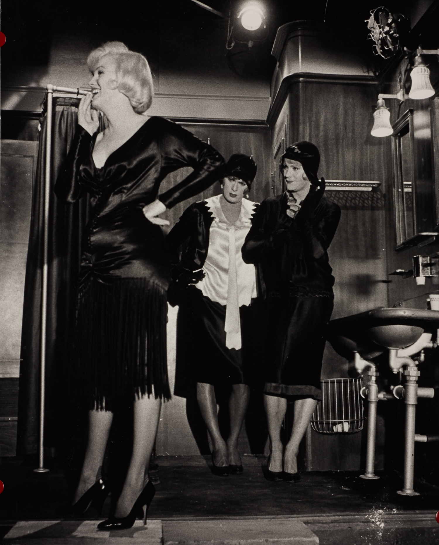 PHILIPPE HALSMAN (1906–1979) Marilyn Monroe in ‘Some like it hot’, San Diego 1959 PHILIPPE HALSMAN (1906–1979) Marilyn Monroe in ‘Some like it hot’, San Diego 1959