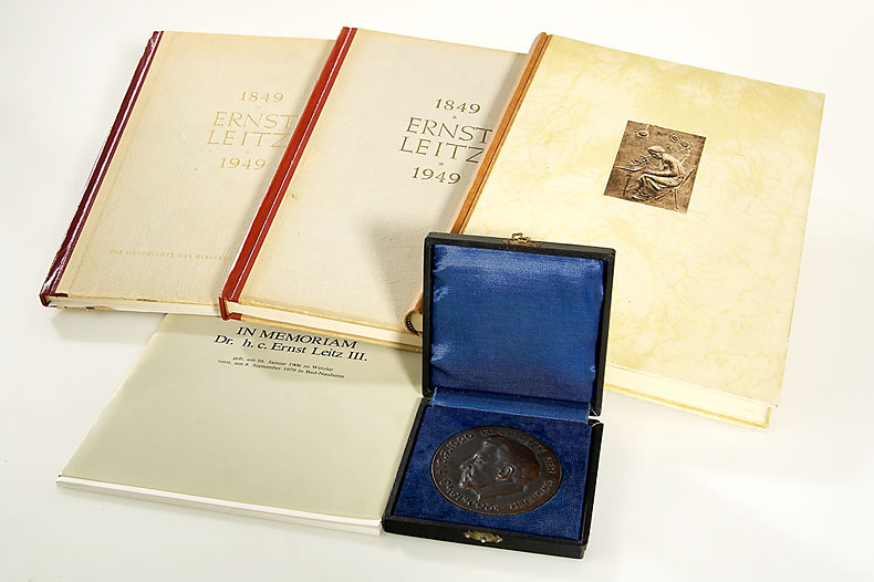 Leitz  Literature (various)