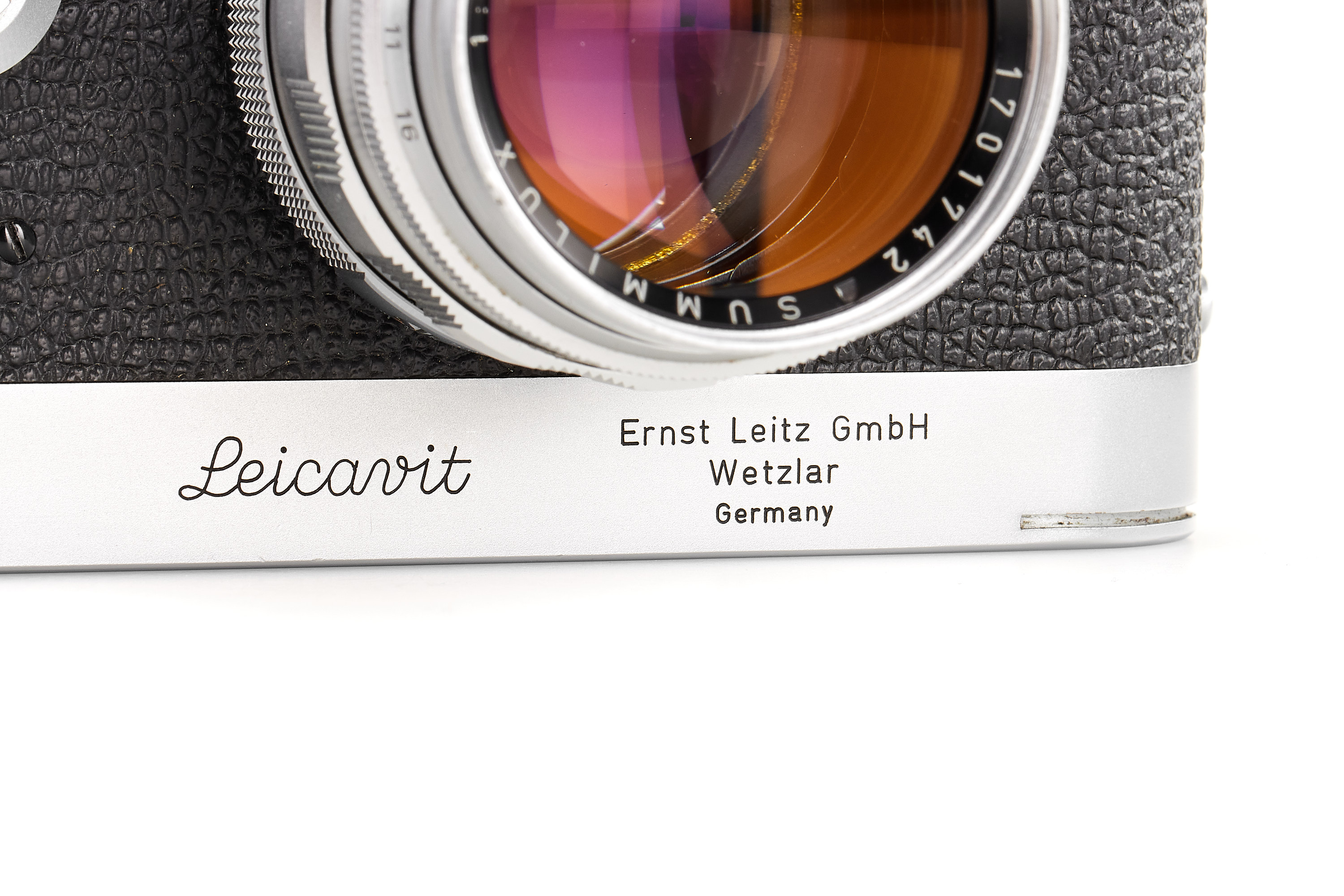 Leica IIIg with Summilux 1.4/50mm and Leicavit *